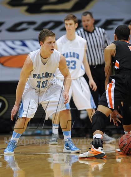 Thumbnail 3 in Valor Christian vs. Lewis-Palmer (CHSAA 4A Final) photogallery.