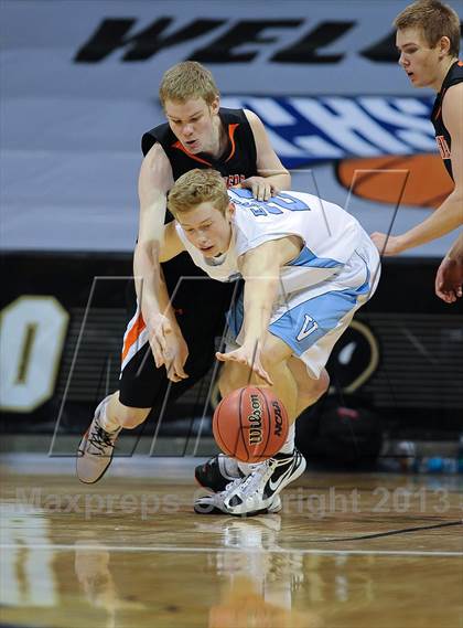 Thumbnail 1 in Valor Christian vs. Lewis-Palmer (CHSAA 4A Final) photogallery.
