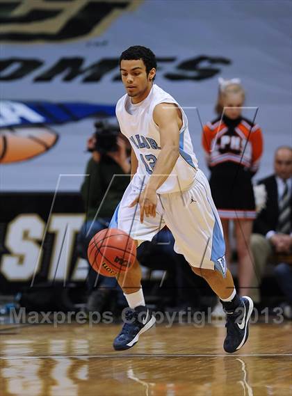 Thumbnail 3 in Valor Christian vs. Lewis-Palmer (CHSAA 4A Final) photogallery.