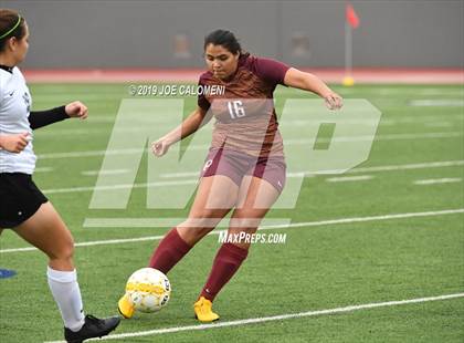 Thumbnail 3 in Pace vs Harlandale (SAISD Tournament) photogallery.