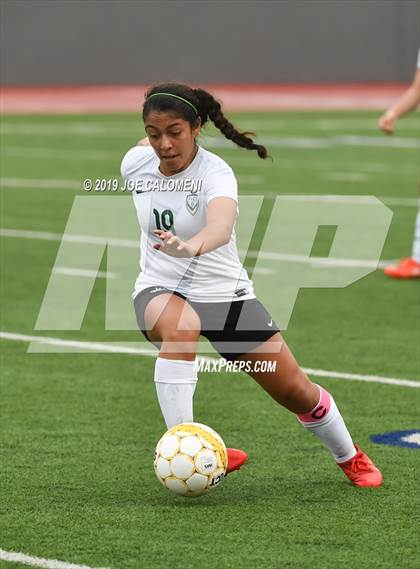 Thumbnail 2 in Pace vs Harlandale (SAISD Tournament) photogallery.
