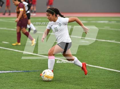 Thumbnail 3 in Pace vs Harlandale (SAISD Tournament) photogallery.
