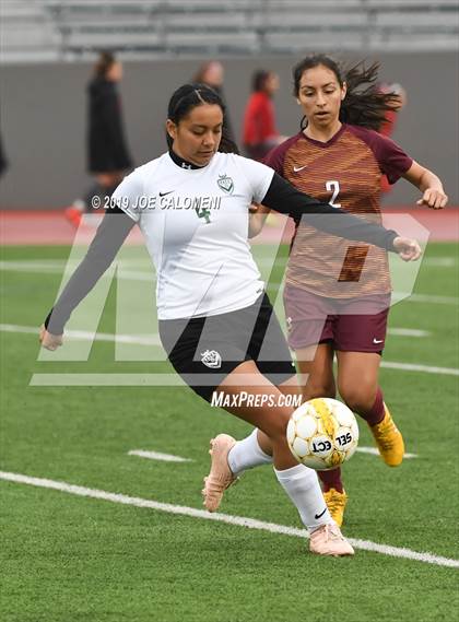 Thumbnail 3 in Pace vs Harlandale (SAISD Tournament) photogallery.