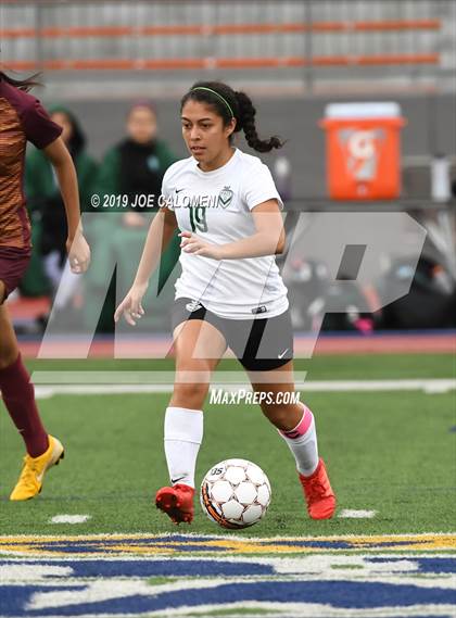 Thumbnail 2 in Pace vs Harlandale (SAISD Tournament) photogallery.