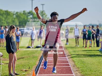 Thumbnail 2 in Lake Houston Conquerors Invitational (Long Jump) photogallery.