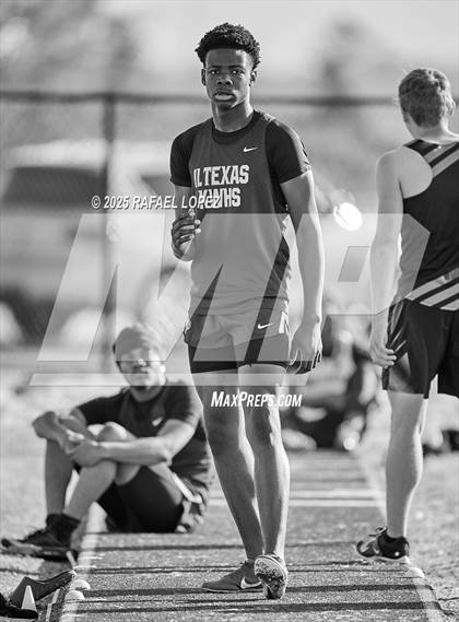 Thumbnail 3 in Lake Houston Conquerors Invitational (Long Jump) photogallery.