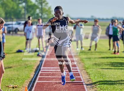 Thumbnail 1 in Lake Houston Conquerors Invitational (Long Jump) photogallery.