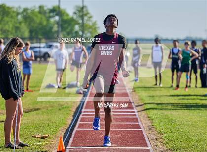 Thumbnail 3 in Lake Houston Conquerors Invitational (Long Jump) photogallery.