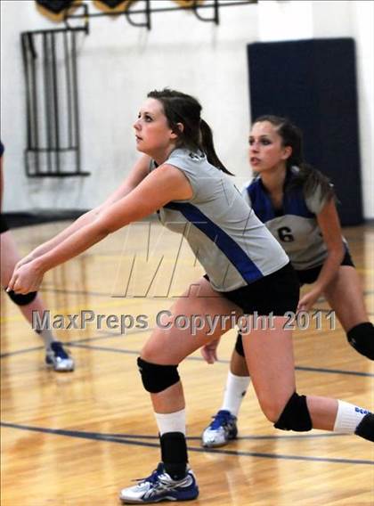 Thumbnail 2 in Agassi Prep vs. Basic (Lake Mead Fall Classic) photogallery.