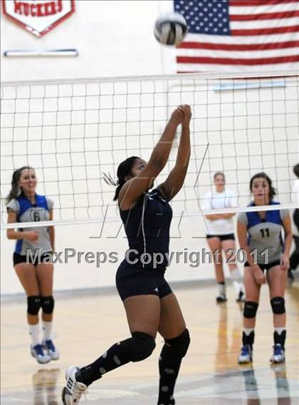Thumbnail 1 in Agassi Prep vs. Basic (Lake Mead Fall Classic) photogallery.