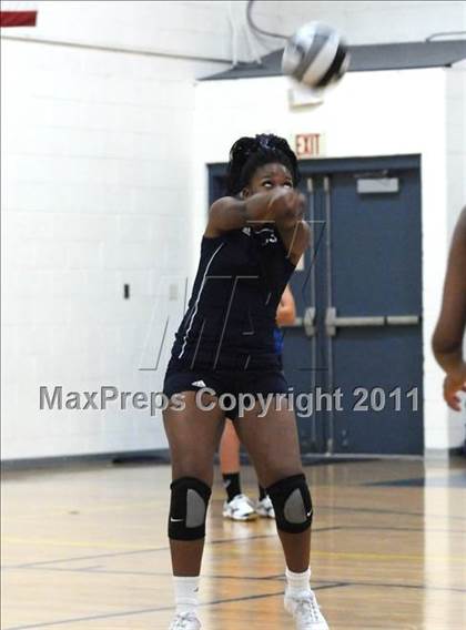 Thumbnail 3 in Agassi Prep vs. Basic (Lake Mead Fall Classic) photogallery.