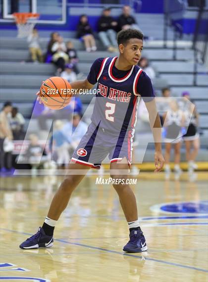 Thumbnail 2 in Springville vs. Pleasant Grove (5 for the Fight National Hoopfest) photogallery.