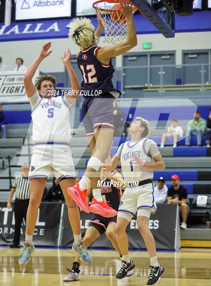 Thumbnail 3 in Springville vs. Pleasant Grove (5 for the Fight National Hoopfest) photogallery.