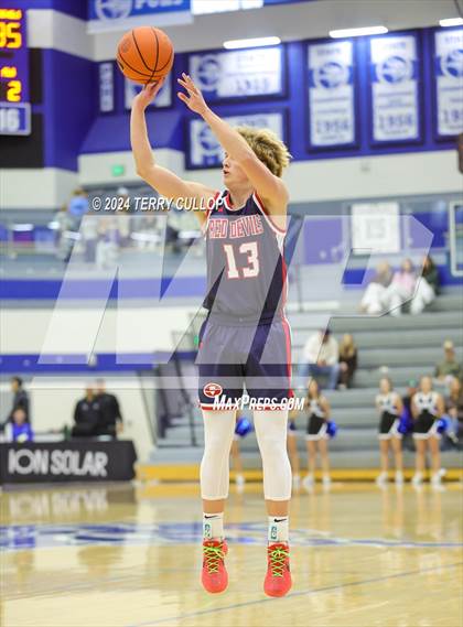 Thumbnail 2 in Springville vs. Pleasant Grove (5 for the Fight National Hoopfest) photogallery.