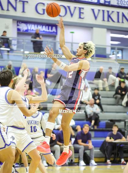 Thumbnail 3 in Springville vs. Pleasant Grove (5 for the Fight National Hoopfest) photogallery.