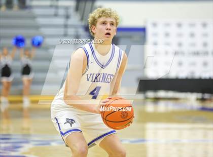 Thumbnail 1 in Springville vs. Pleasant Grove (5 for the Fight National Hoopfest) photogallery.