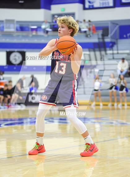 Thumbnail 3 in Springville vs. Pleasant Grove (5 for the Fight National Hoopfest) photogallery.