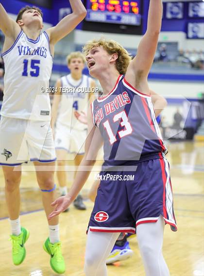 Thumbnail 3 in Springville vs. Pleasant Grove (5 for the Fight National Hoopfest) photogallery.