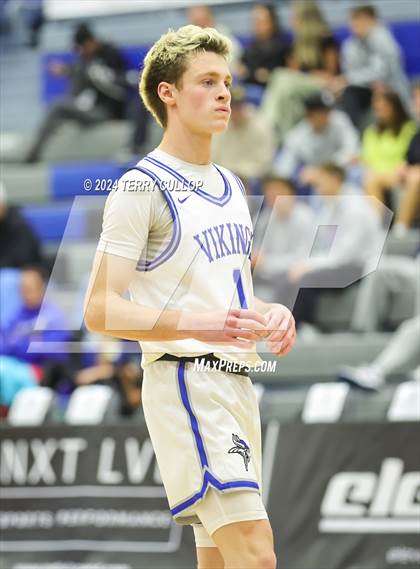 Thumbnail 3 in Springville vs. Pleasant Grove (5 for the Fight National Hoopfest) photogallery.