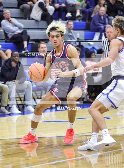 Thumbnail 3 in Springville vs. Pleasant Grove (5 for the Fight National Hoopfest) photogallery.