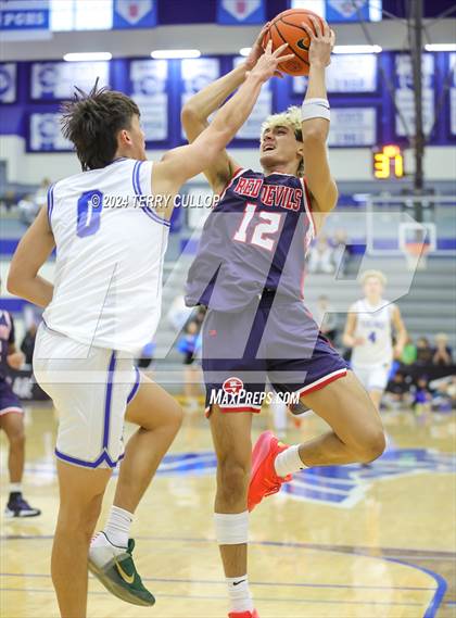 Thumbnail 2 in Springville vs. Pleasant Grove (5 for the Fight National Hoopfest) photogallery.