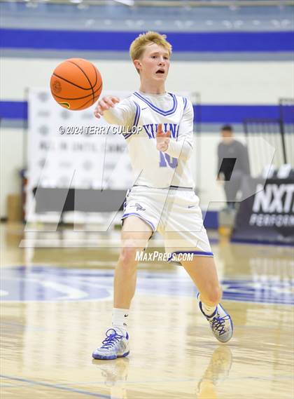 Thumbnail 1 in Springville vs. Pleasant Grove (5 for the Fight National Hoopfest) photogallery.