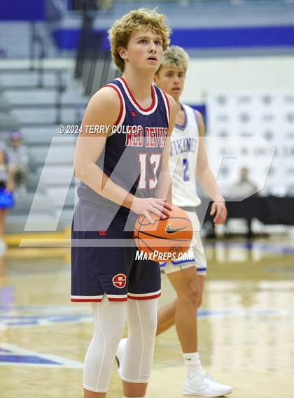 Thumbnail 2 in Springville vs. Pleasant Grove (5 for the Fight National Hoopfest) photogallery.