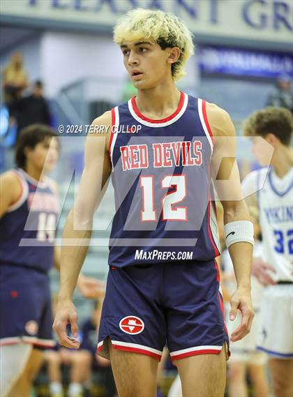 Thumbnail 3 in Springville vs. Pleasant Grove (5 for the Fight National Hoopfest) photogallery.