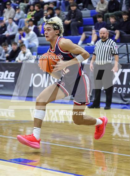 Thumbnail 3 in Springville vs. Pleasant Grove (5 for the Fight National Hoopfest) photogallery.