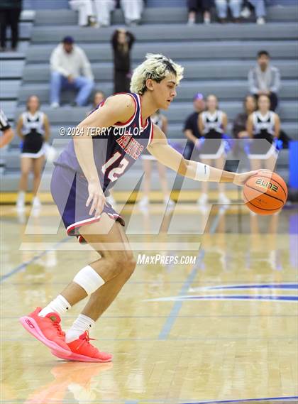 Thumbnail 2 in Springville vs. Pleasant Grove (5 for the Fight National Hoopfest) photogallery.