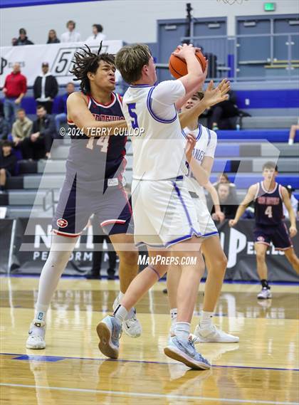 Thumbnail 3 in Springville vs. Pleasant Grove (5 for the Fight National Hoopfest) photogallery.