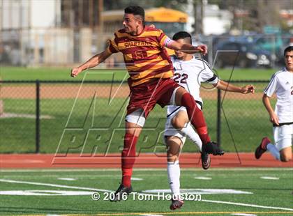 Thumbnail 1 in Covina vs La Canada (CIF SS D6 Quarterfinal) photogallery.