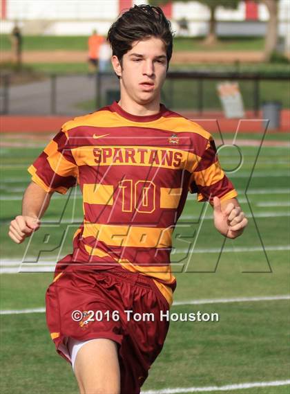 Thumbnail 2 in Covina vs La Canada (CIF SS D6 Quarterfinal) photogallery.