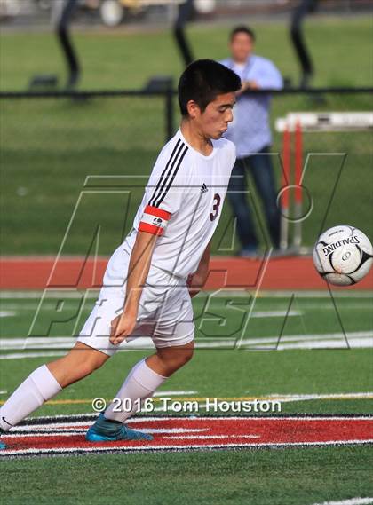 Thumbnail 2 in Covina vs La Canada (CIF SS D6 Quarterfinal) photogallery.