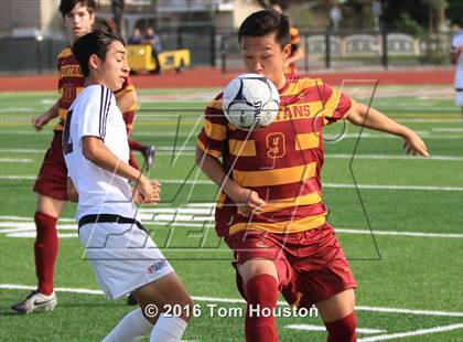 Thumbnail 1 in Covina vs La Canada (CIF SS D6 Quarterfinal) photogallery.
