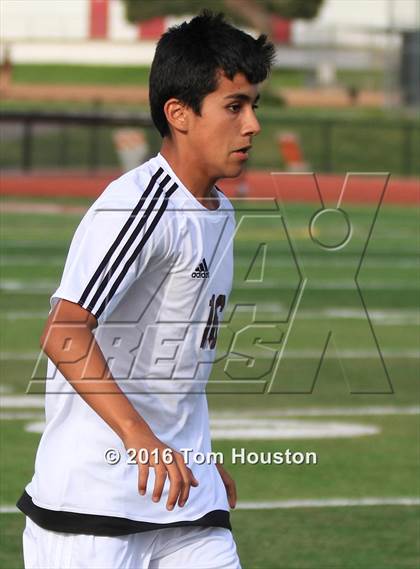 Thumbnail 1 in Covina vs La Canada (CIF SS D6 Quarterfinal) photogallery.