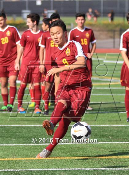 Thumbnail 2 in Covina vs La Canada (CIF SS D6 Quarterfinal) photogallery.