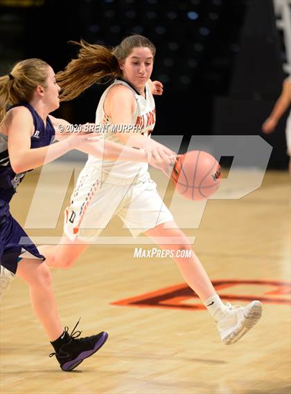 Thumbnail 3 in Del Norte vs. Wray (CHSAA 2A Great 8) photogallery.