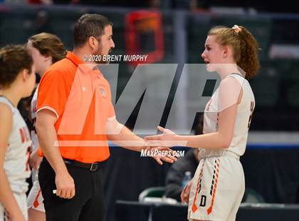 Thumbnail 3 in Del Norte vs. Wray (CHSAA 2A Great 8) photogallery.