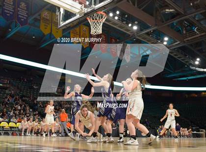 Thumbnail 3 in Del Norte vs. Wray (CHSAA 2A Great 8) photogallery.