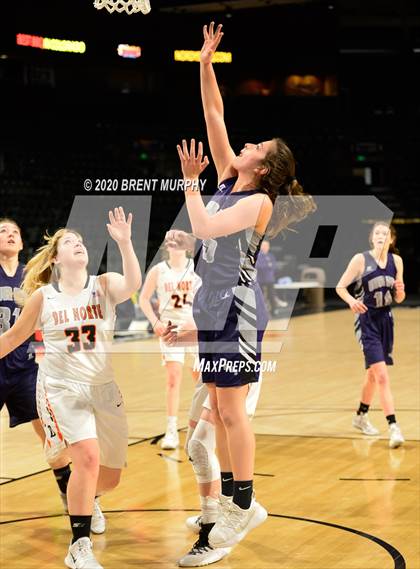 Thumbnail 3 in Del Norte vs. Wray (CHSAA 2A Great 8) photogallery.