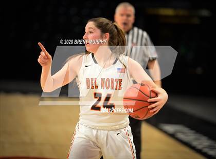 Thumbnail 1 in Del Norte vs. Wray (CHSAA 2A Great 8) photogallery.
