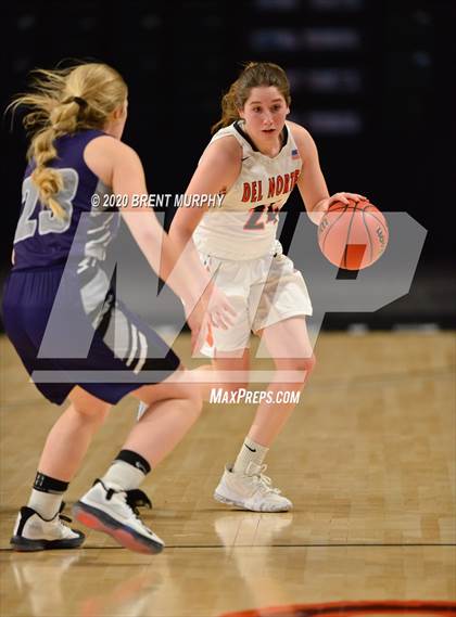 Thumbnail 3 in Del Norte vs. Wray (CHSAA 2A Great 8) photogallery.