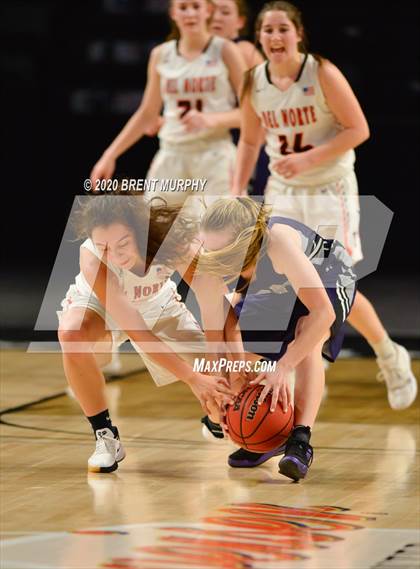 Thumbnail 2 in Del Norte vs. Wray (CHSAA 2A Great 8) photogallery.