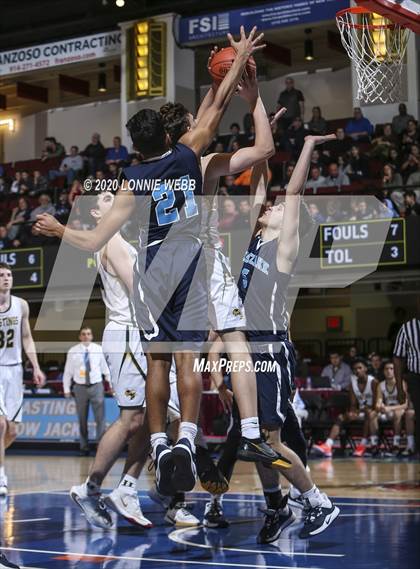 Thumbnail 2 in Hastings vs. Westlake (Section 1 Class B Semifinal) photogallery.