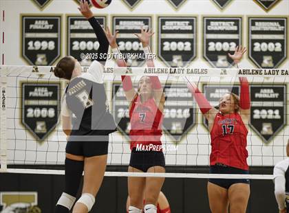 Thumbnail 1 in Andrews vs Lubbock Liberty (Bev Ball Classic) photogallery.