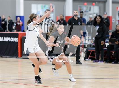 Thumbnail 3 in Monsignor Scanlan vs. Millennium (Nike Tournament of Champions) photogallery.