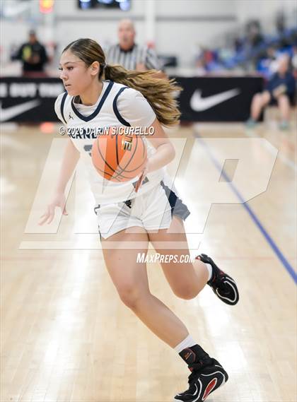 Thumbnail 3 in Monsignor Scanlan vs. Millennium (Nike Tournament of Champions) photogallery.