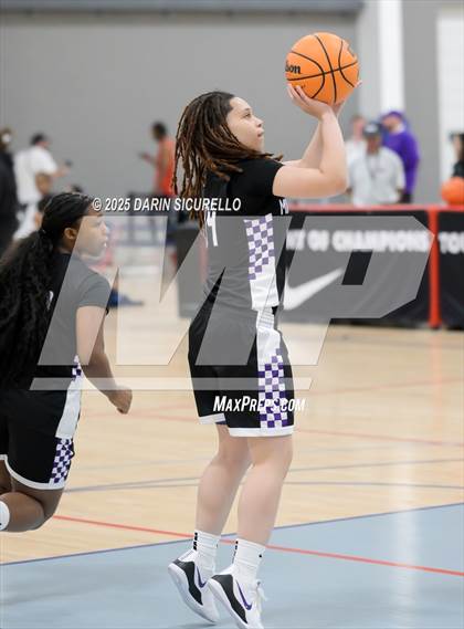 Thumbnail 1 in Monsignor Scanlan vs. Millennium (Nike Tournament of Champions) photogallery.