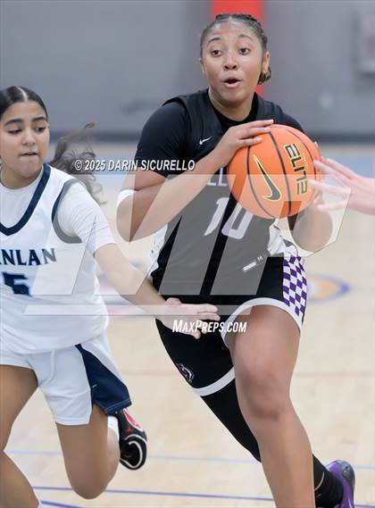 Thumbnail 1 in Monsignor Scanlan vs. Millennium (Nike Tournament of Champions) photogallery.